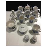 PFALTZGRAFF YORKTOWN PEDESTAL COFFEE MUGS, SUGAR,