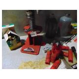 MAYVILLE 600 JR SHOTSHELL RELOADER WITH SUPPLIES