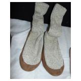 LL BEAN SZ M (9-10) WOOL WITH LEATHER BOTTOM