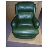 ETHAN ALLEN GREEN LEATHER RECLINER