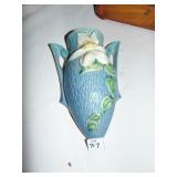 ROSEVILLE POTTERY WALL POCKET