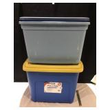 3 20 GALLON STORAGE BINS, ONE LID