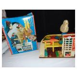 FISHER PRICE GARAGE IN BOX & DONKEY
