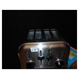 CUISINART STAINLESS TOASTER 4 SLICE