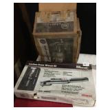 BVI ELECTRIC SPRAYER NEW IN BOX AND CORDLESS