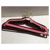 12 VELVET, NO SLIP HANGERS