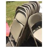 12 METAL FOLDING CHAIRS