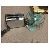 DOMINION BLUE METAL BLADE DESK FAN AND DOMINION