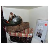 NEW 90" ROUND WHITE TABLECLOTH NEW