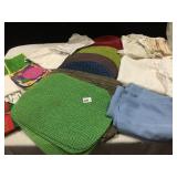 ASSORTED POTHOLDERS, TABLECLOTHS, PLACEMATS, ETC.