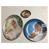 DECORATIVE MADONNA AND CHILD PLATE AND CHILD AND