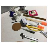 KITCHEN TOOLS, CAN OPENER, WOOD RULER, FUNNEL,