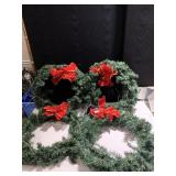 HOLIDAY WREATHS 4