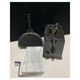 OMLET MAKER, MARBLE CHEESE BOARD, TOASTER