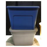 2 18-GAL STORAGE TOTES