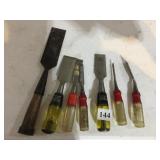 STANLEY WOOD CHISELS, ASSORTED SIZES