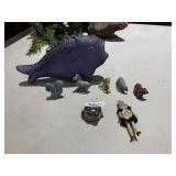 WADE FIGURES, 2" BISQUE DOLL