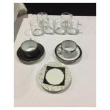 FITZ AND FLOYD TEACUPS/SAUCERS AND 6 BARRACK