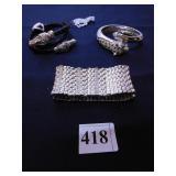 SILVER TONE RHINESTONE LEOPARD BRACELET, SNAKE