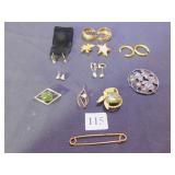 GROUP OF SIX EARRINGS AND FIVE PINS