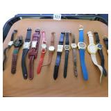 GROUP OF WRISTWATCHES WITH LEATHER BANDS PULSAR,