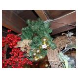 WREATHS & GARLAND