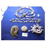 WOOD AND BRASS BEADED BELT, GOLD TONE PIN, BEADED