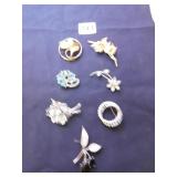 GROUP OF SEVEN PINS BROOCHES RHINESTONES, SILVER