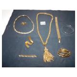 GROUP OF MONET COSTUME JEWELRY NECKLACE WITH