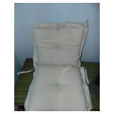 SET OF CUSHIONS WITH TIES, SEAT CUSHION AND BACK