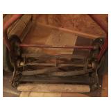 MANUAL PUSH LAWN MOWER