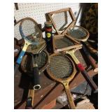 5 WOOD TENNIS RACKETS AND CAN OF BALLS