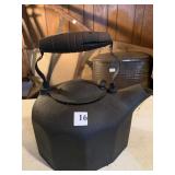 METAL W/ WOOD HANDLE POT