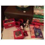 HUGE LOT OF WRAPPING PAPER, BAGS, CHRISTMAS