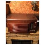 PHILLCO RECORD PLAYER, AM/FM TURNTABLE