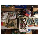 VINTAGE CHRISTMAS ORNAMENTS, UNBROKEN BUT BOXES