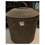 GALVANIZED BUCKET W/ LID 10" H
