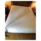 QUEEN SIZE MATRESS & BOX SPRING