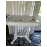 VICTORIAN TABLE IN PAINT SEE TOP PAINT PEALING
