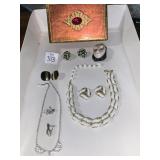 RHINESTONE NECKLACE AND EARRING SET, WHITE