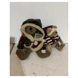 TWO BEARS W/ TASSEL CAPS