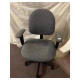 ROLLING ARMED OFFICE CHAIR, ALL ADJUSTABLE