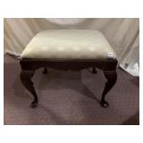 CHERRY QUEEN ANNES LEGS OTTOMAN/VANITY BENCH