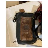 LARGE GUES BELT, NIGHT GOWN LEATHER REPÚBLICA