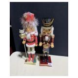 2 NUTCRACKERS