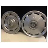 2 HUB CAPS