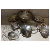 SILVERPLATE PUNCH BOWL, SERVING PIECES LINED