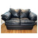 NEW GENERATIONS BLACK LEATHER LOVESEAT 52" L