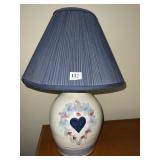 LAMP W/ HEART CENTER