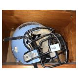 SPORTS FOOTBALL HELMET RIDDELL